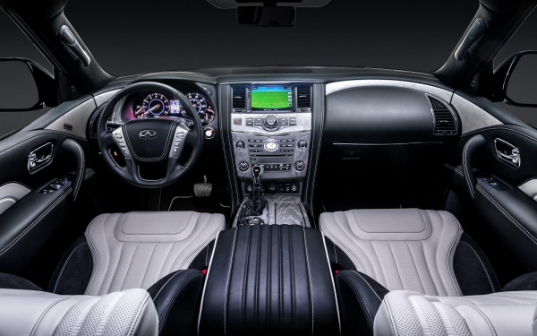 2019 Infiniti QX80 interior
