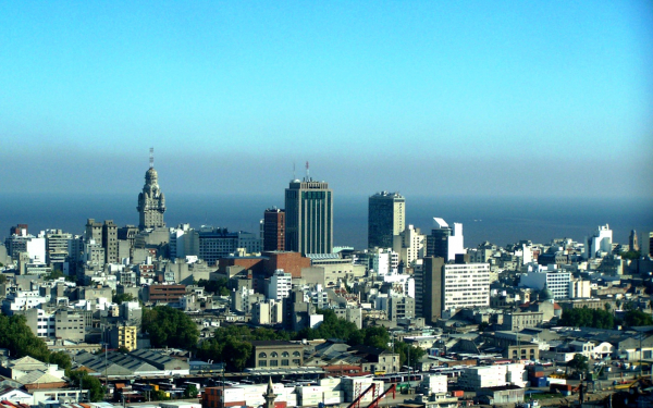 Город Монтевидео, Уругвай