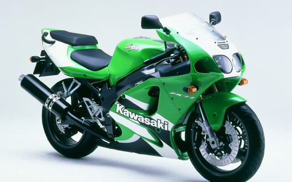 Мотоцикл Кавасаки  ZX 7 R