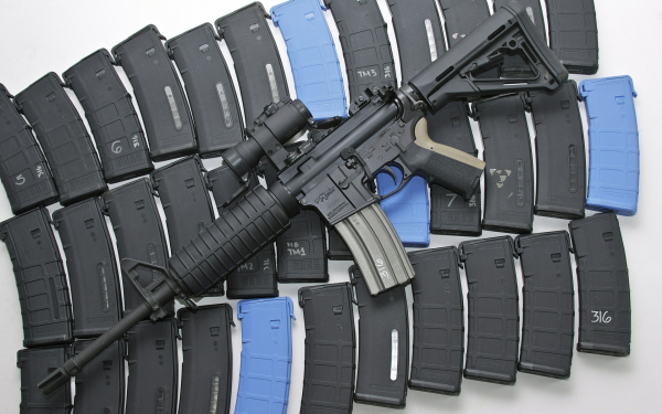 AR 15 - американская самозарядная винтовка