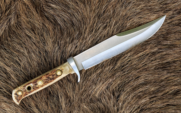 Нож для охотника