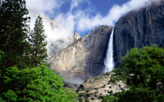 Водопад Брайдлвейл в Калифорнии