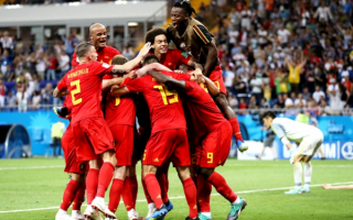Футболисты Бельгии празднуют победу над Японией