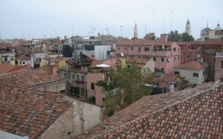 Черепичные крыши Венеции