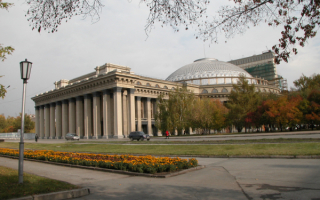 Театр оперы и балета в Новосибирске