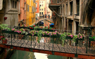 Мост через канал в Венеции.