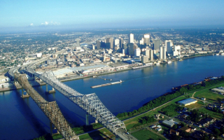 Мосты в Новом Орлеане, США.