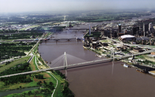 Мосты через реку Миссисипи.