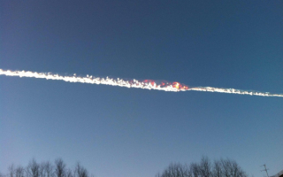 Челябинский метеорит над городом горит