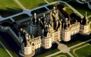 Замок Шамбор во Франции