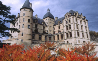 Замок Д'Изер, Франция