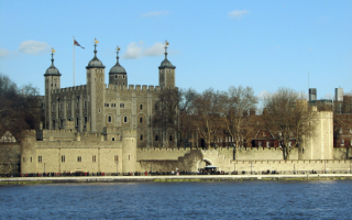 Дворец-крепость Тауэр в Лондоне