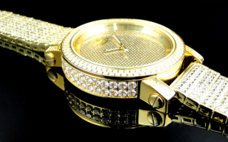 Часы с бриллиантами