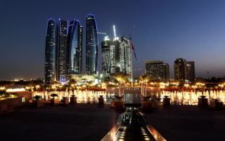 Ночь в Абу Даби