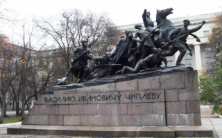 Памятник Чапаеву в Санкт-Петербурге