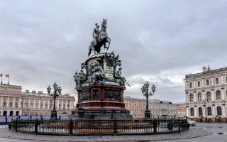 Памятник Николаю 1 в Санкт-Петербурге