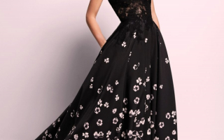 Черное  платье с цветочным принтом