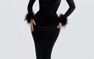 Черное бандажное облегающее атласное платье