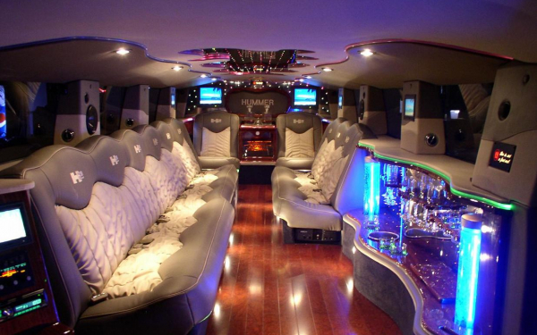 Hummer H2 Limousine / Хаммер H2 лимузин