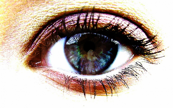 Глаз и отражение