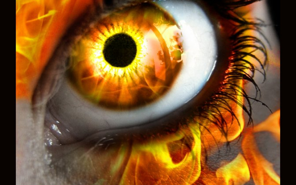 Горящий глаз