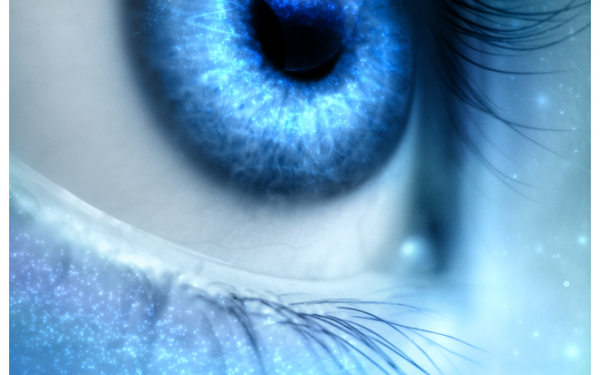 Ярко синий глаз