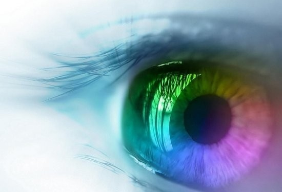 Красивый глаз