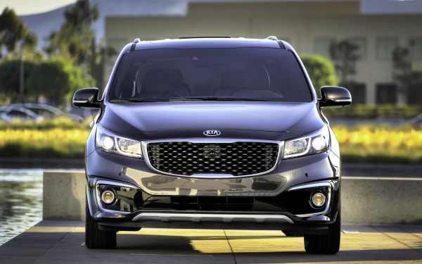 2017 Kia Sedona minivan