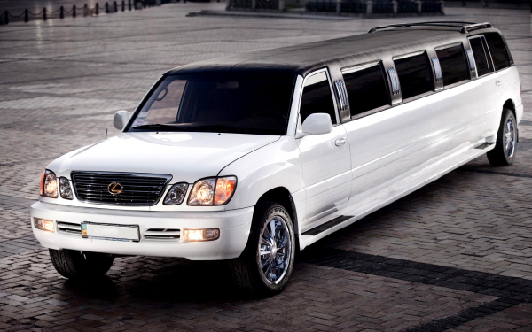 Lexus LX 470 Limousine