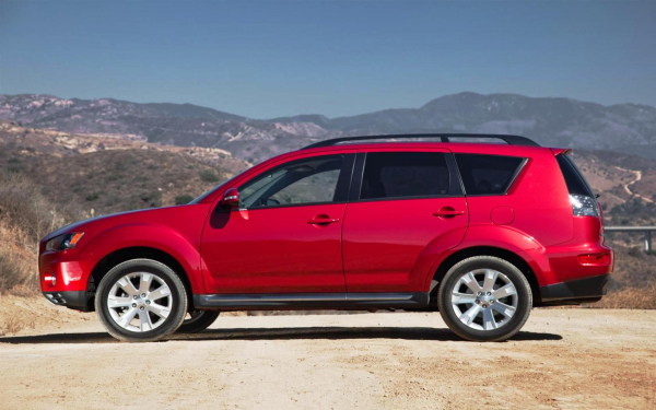 Mitsubishi Outlander / Митсубиси Аутлендер