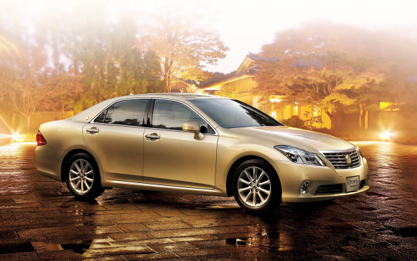 Toyota Crown / Тойота Краун