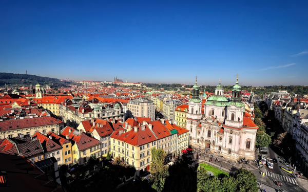 Солнечный день в Праге