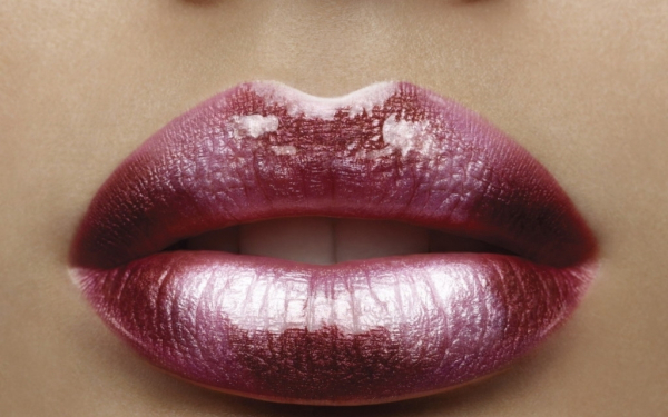 Блестящие губы