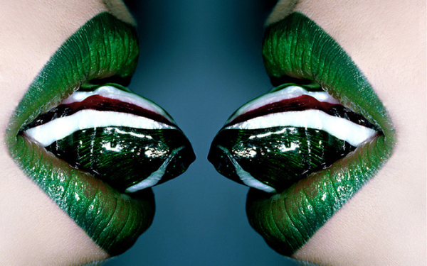 Очень странные губы