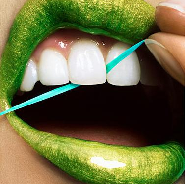 Зубная нить