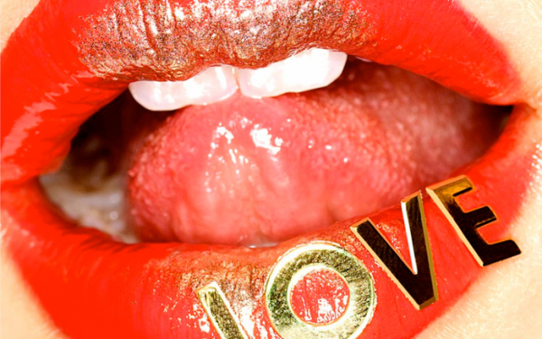 Губы LOVE