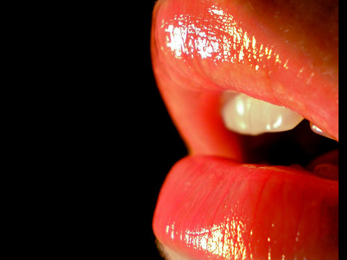 Женские губы