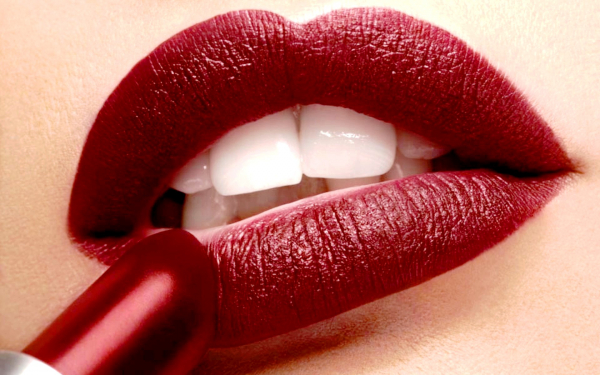 Губы и помада
