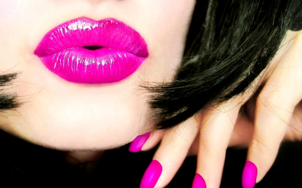 Губы макияж