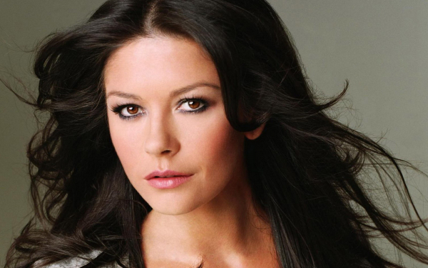 Красивая  девушка