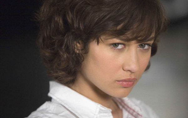 Девушка в белом