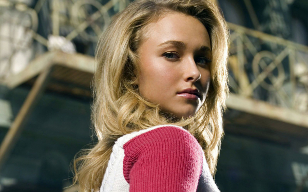 Молодая девушка