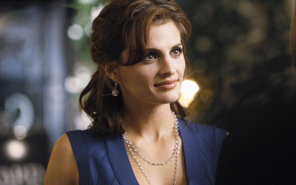 Девушка в синем