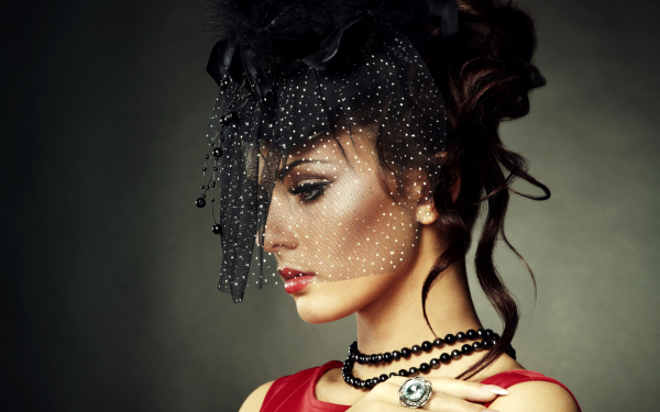 Девушка с вуалью