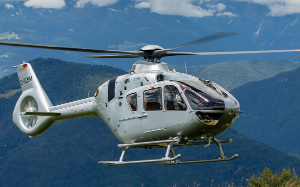 Вертолет H135