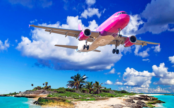 Самолет над островом