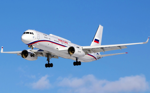 Ту 214 в полете