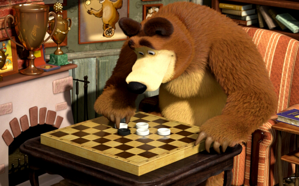 Медведь играет в шашки