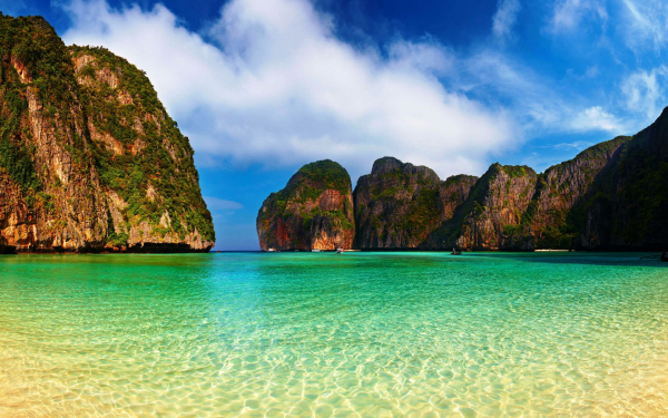 Лагуна на острове Пхи-Пхи-Лей