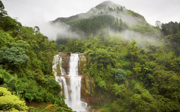 Водопад Рамбода в Шри-Ланка